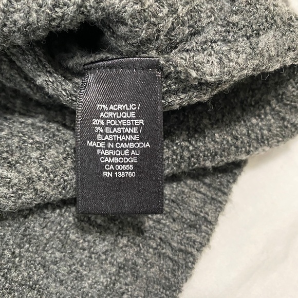 Camber & Grace Women's Light Knit Long Sleeve Gray Turtleneck Sweater Size Small - Picture 5 of 10